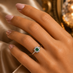 Pre Owned Platinum Emerald and Diamond Cluster Ring ZC23 